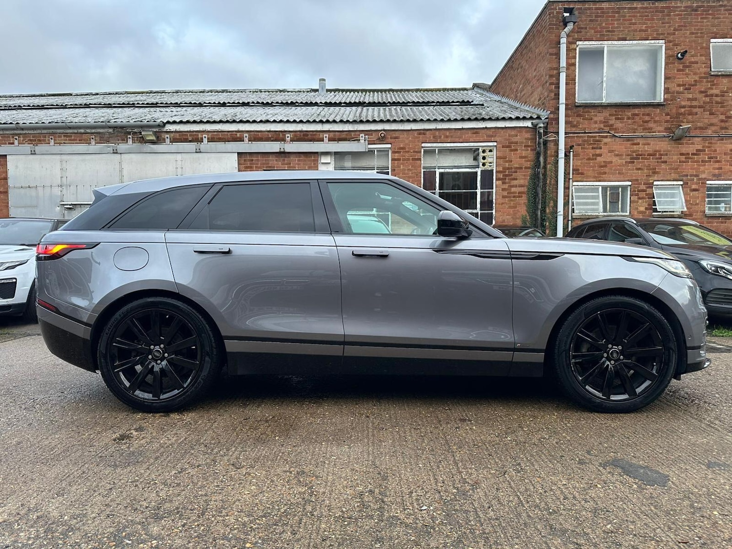 Used Land Rover Range Rover Velar 2020 for sale - 77029528: Photo 11