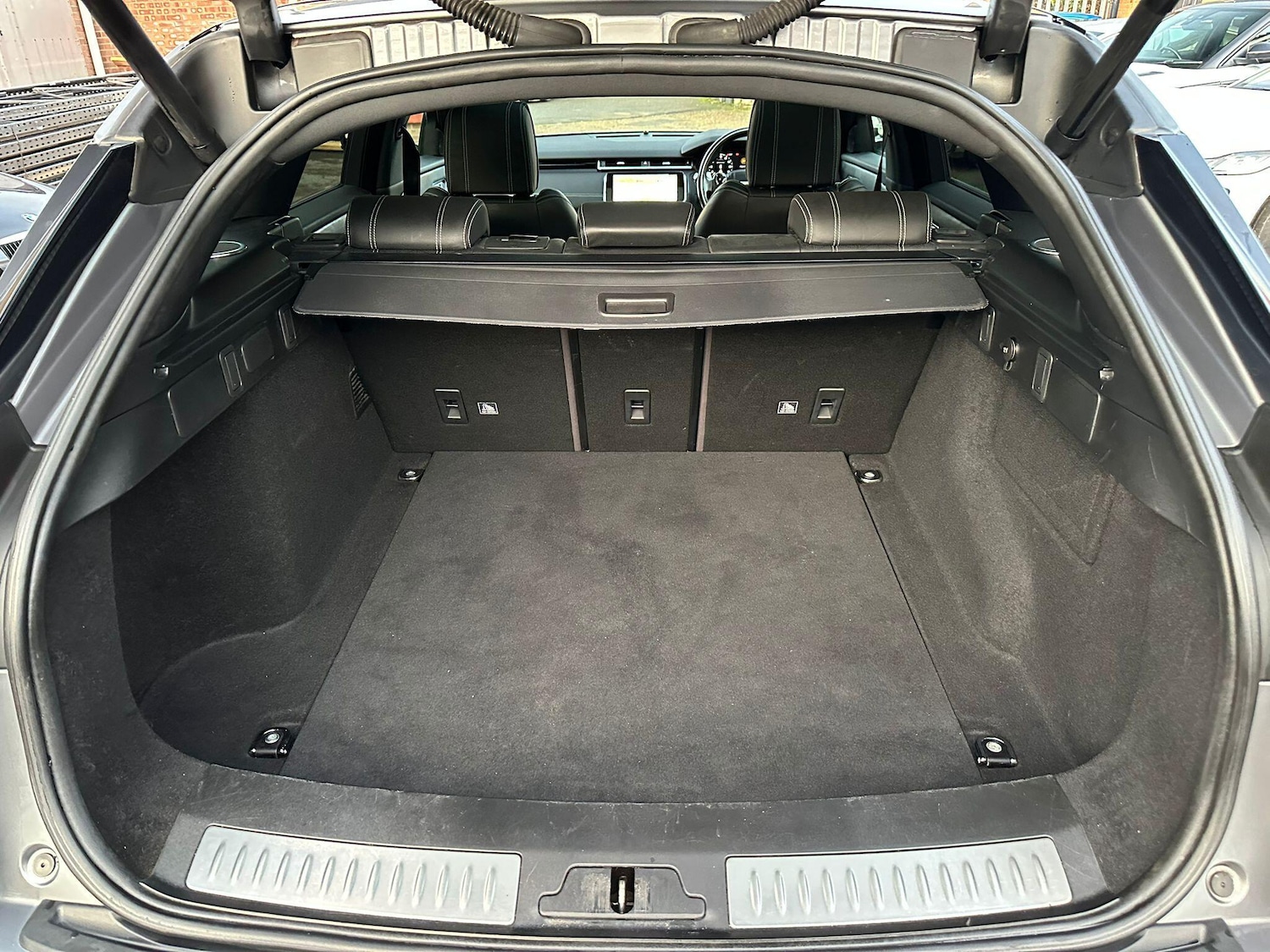 Used Land Rover Range Rover Velar 2020 for sale - 77029528: Photo 13