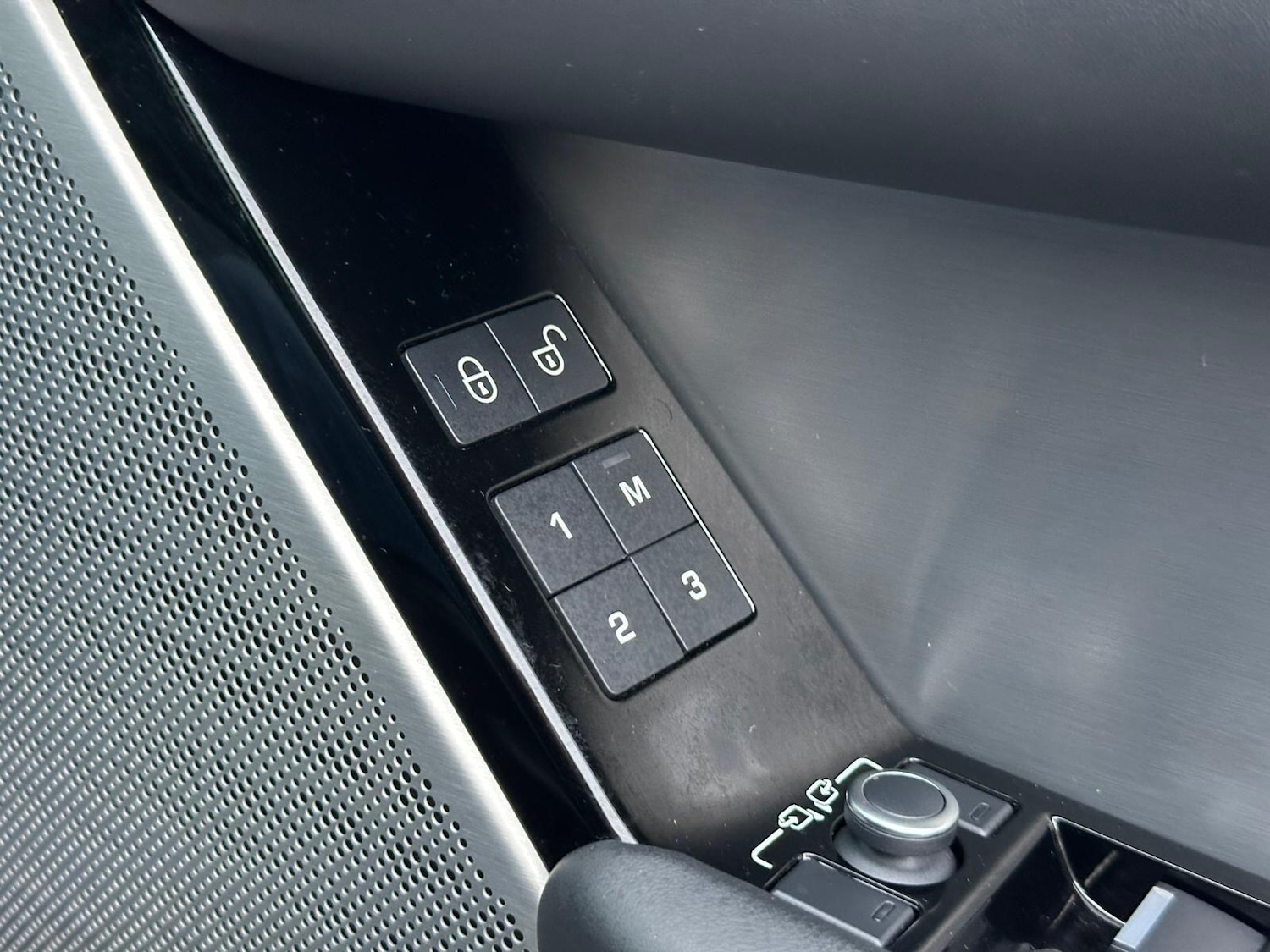 Used Land Rover Range Rover Velar 2020 for sale - 77029528: Photo 54