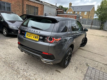 Used Land Rover Discovery Sport 2017 for sale - 75740897: Photo
