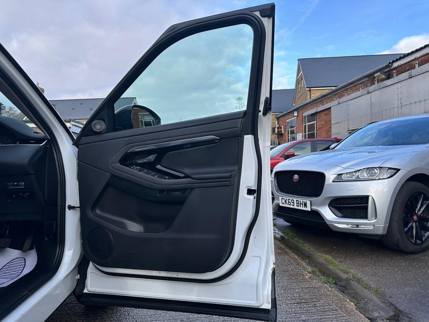 Used Land Rover Range Rover Evoque 2019 for sale - 77237610: Photo 40