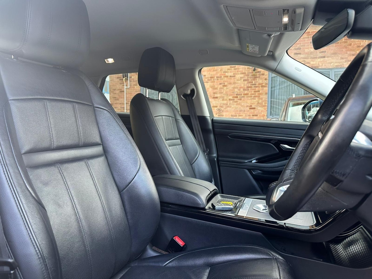 Used Land Rover Range Rover Evoque 2019 for sale - 77237610: Photo 41
