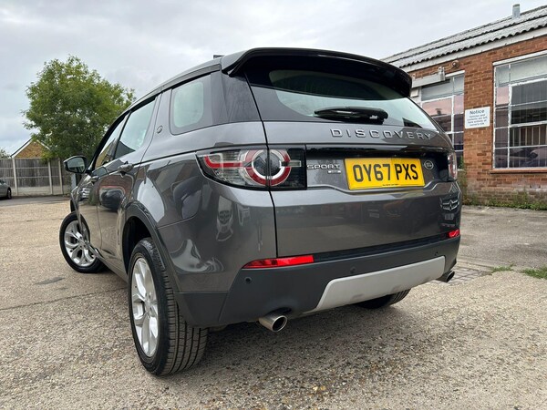Used Land Rover Discovery Sport 2017 for sale - 76283076: Photo 10