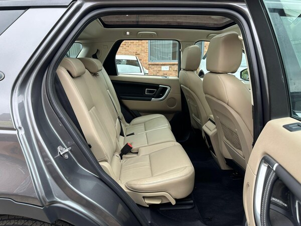 Used Land Rover Discovery Sport 2017 for sale - 76283076: Photo 16