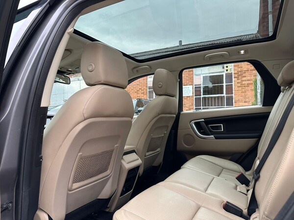 Used Land Rover Discovery Sport 2017 for sale - 76283076: Photo 44
