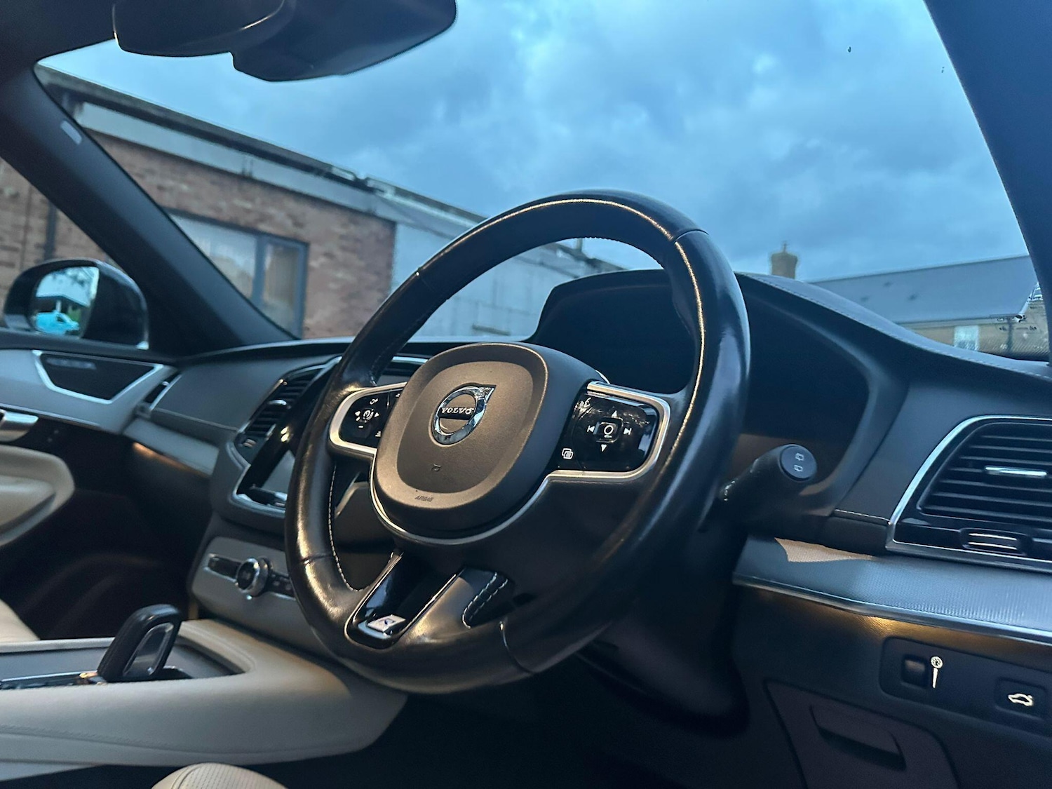 Used Volvo XC90 2019 for sale - 77305419: Photo 50