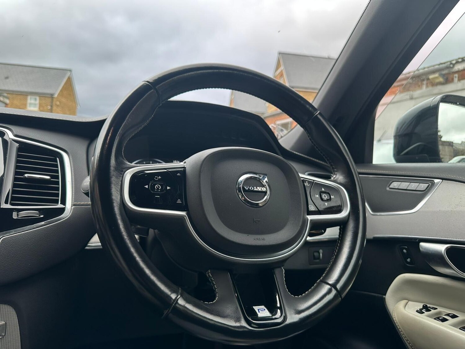 Used Volvo XC90 2019 for sale - 78058122: Photo 56