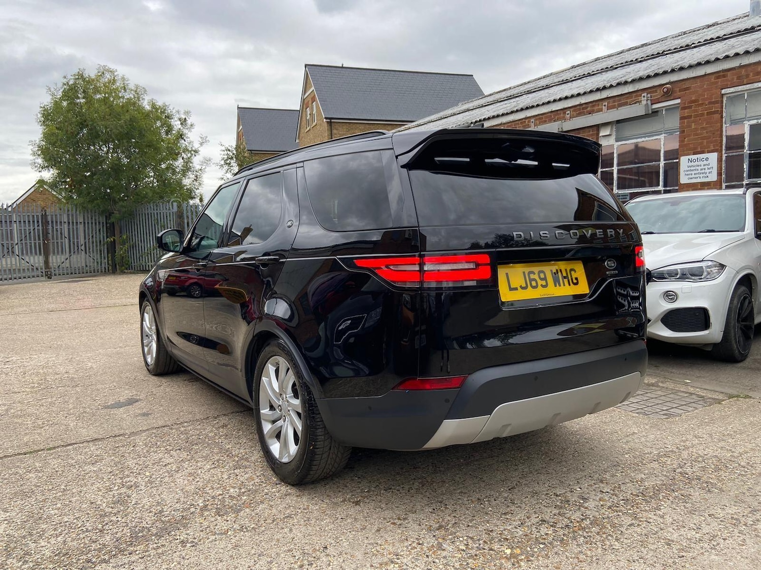 Used Land Rover Discovery 2019 for sale - 76952340: Photo 10