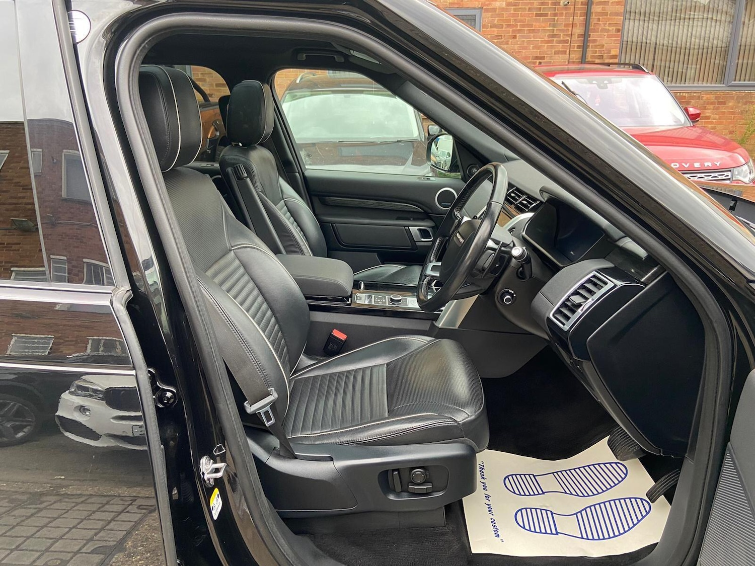 Used Land Rover Discovery 2019 for sale - 76952340: Photo 17