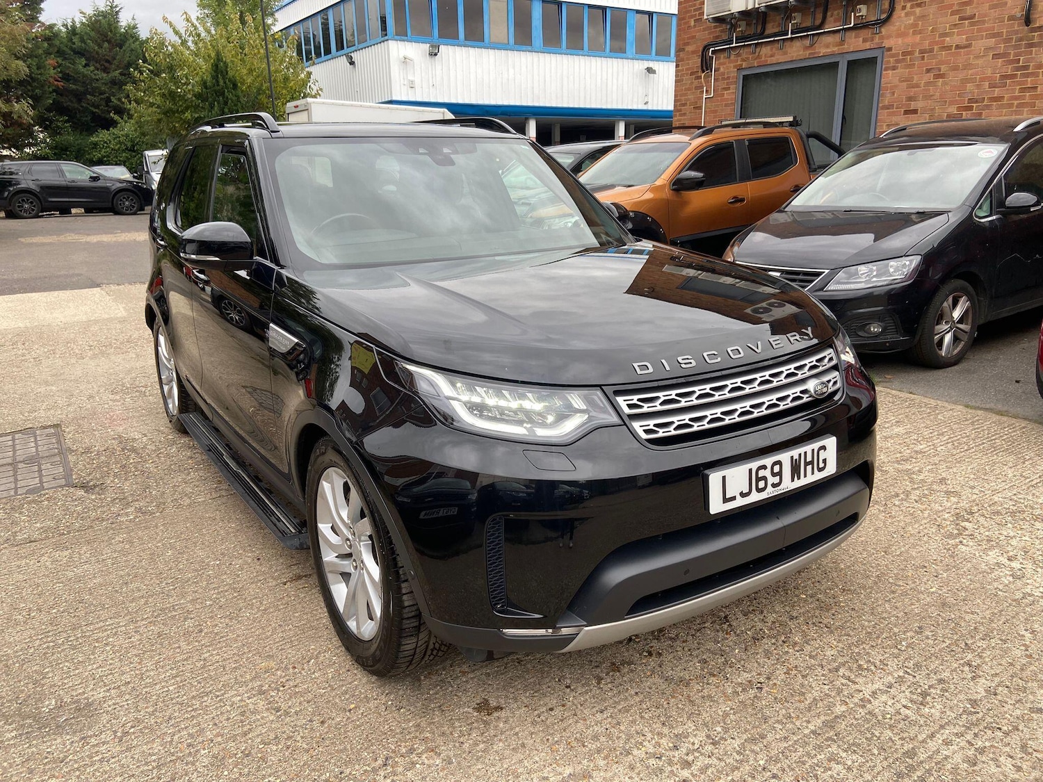 Used Land Rover Discovery 2019 for sale - 76952340: Photo 22