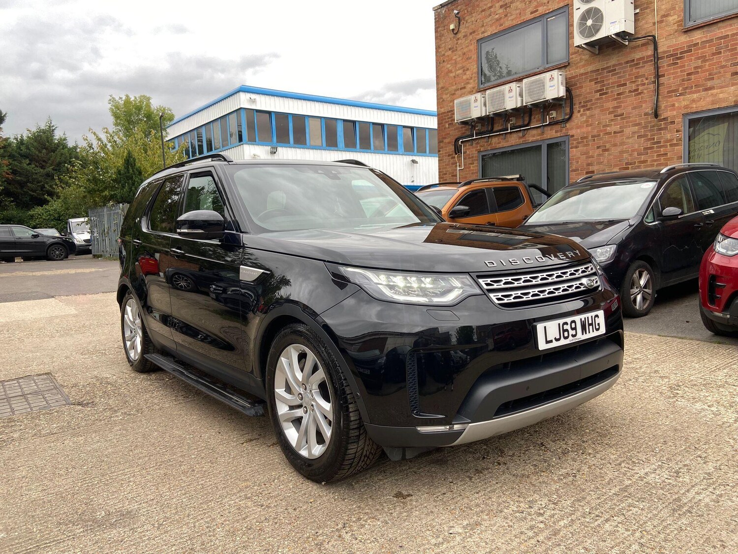 Used Land Rover Discovery 2019 for sale - 76952340: Photo 7