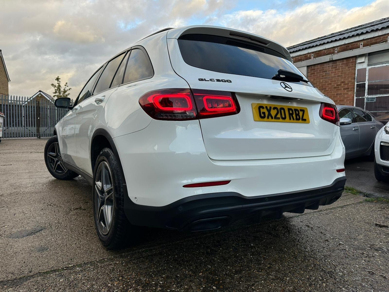 Used Mercedes-Benz GLC 2020 for sale - 76432598: Photo 13