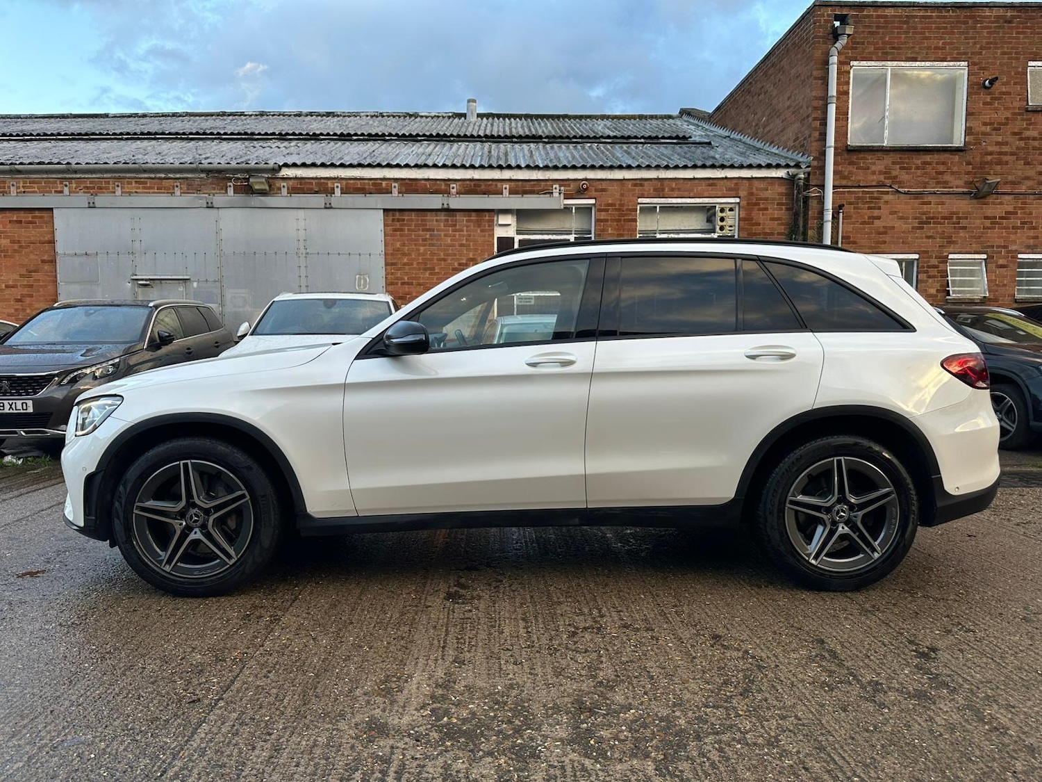 Used Mercedes-Benz GLC 2020 for sale - 76432598: Photo 16