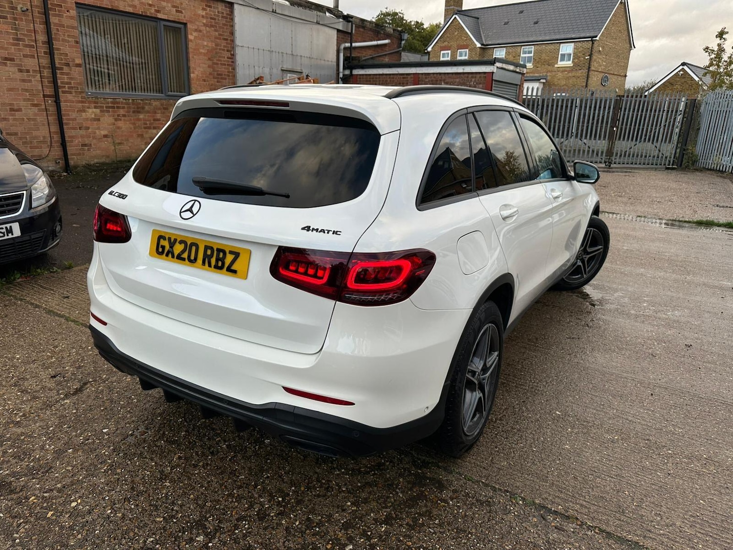 Used Mercedes-Benz GLC 2020 for sale - 76432598: Photo 21