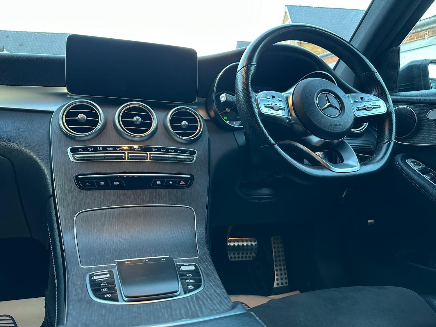 Used Mercedes-Benz GLC 2020 for sale - 76432598: Photo 25