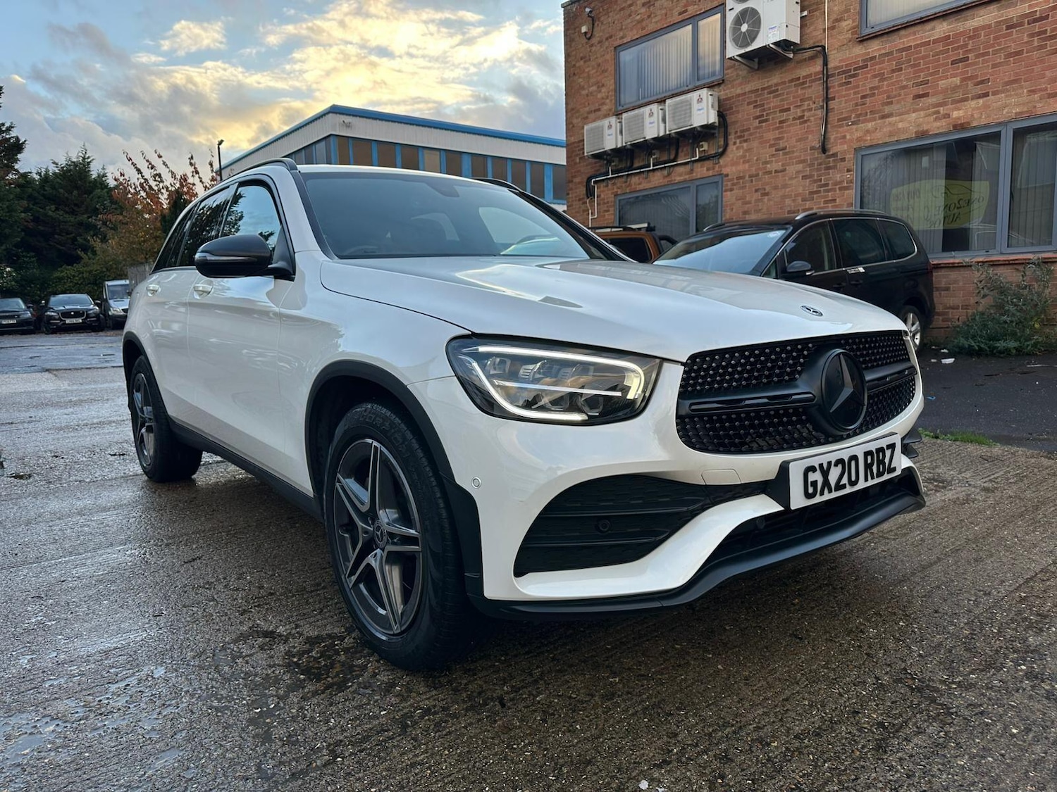 Used Mercedes-Benz GLC 2020 for sale - 76432598: Photo 5