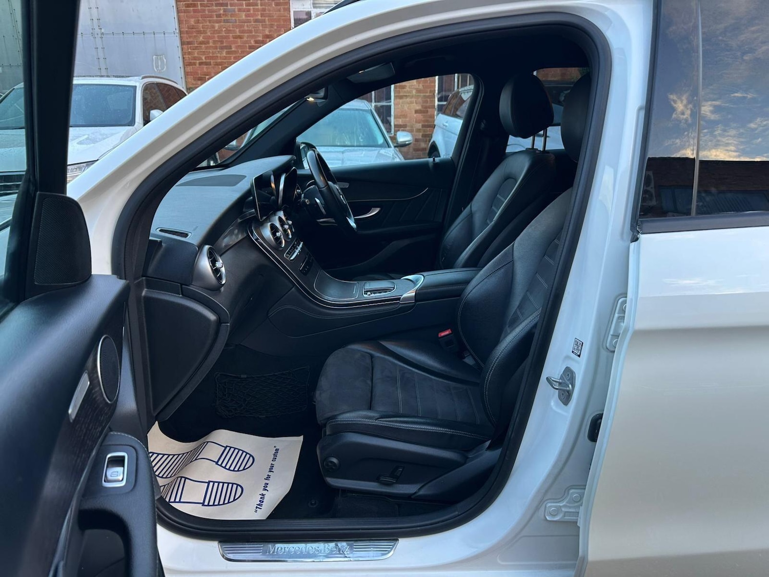 Used Mercedes-Benz GLC 2020 for sale - 76432598: Photo 54