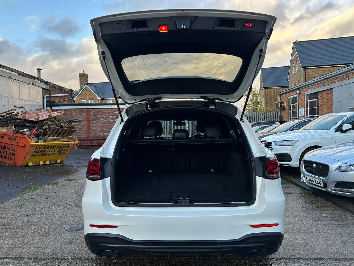 Used Mercedes-Benz GLC 2020 for sale - 76432598: Photo 61