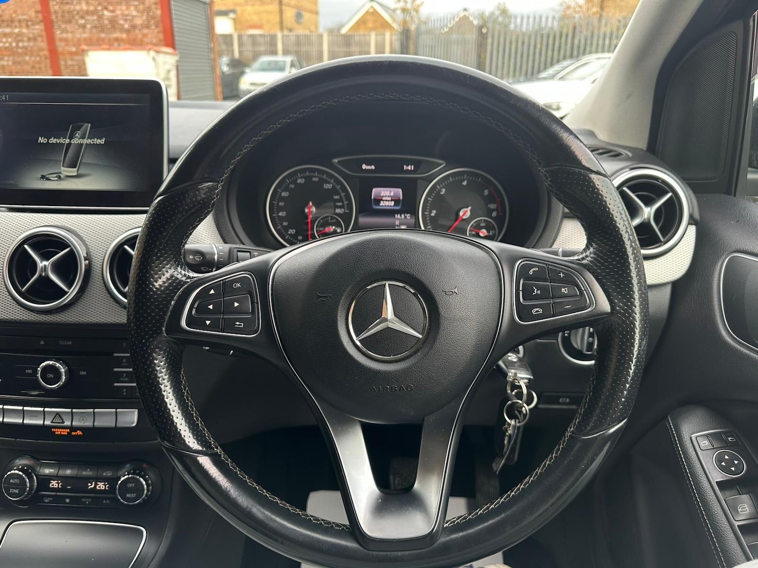 Used Mercedes-Benz B Class 2015 for sale - 76561683: Photo 20