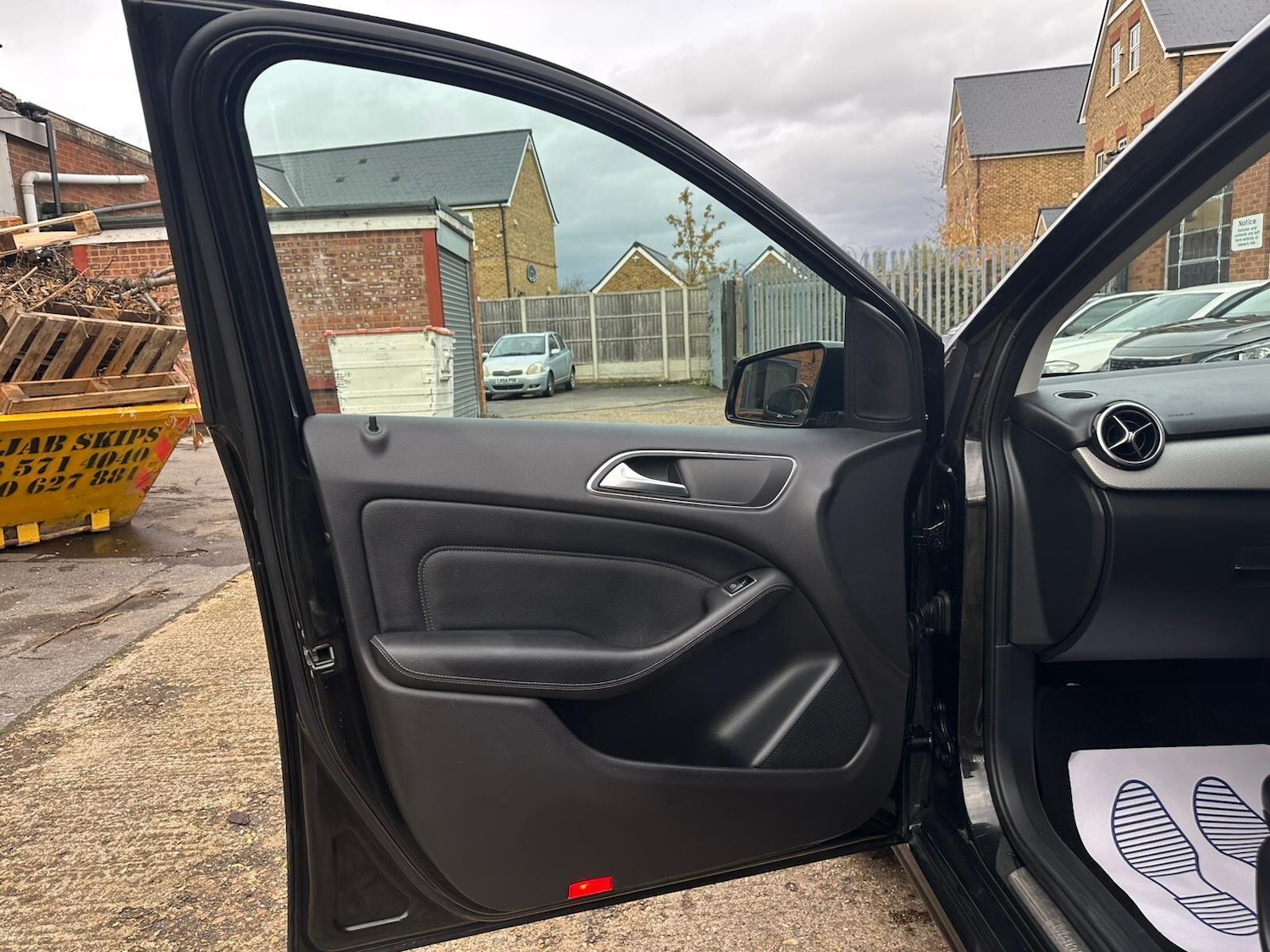 Used Mercedes-Benz B Class 2015 for sale - 76561683: Photo 38