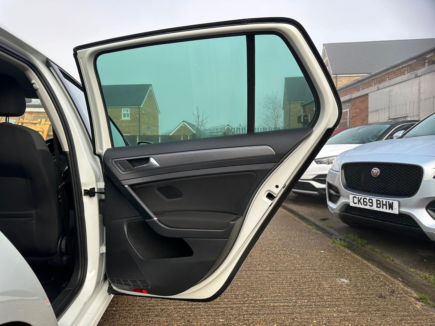 Used Volkswagen Golf 2020 for sale - 77203770: Photo 40