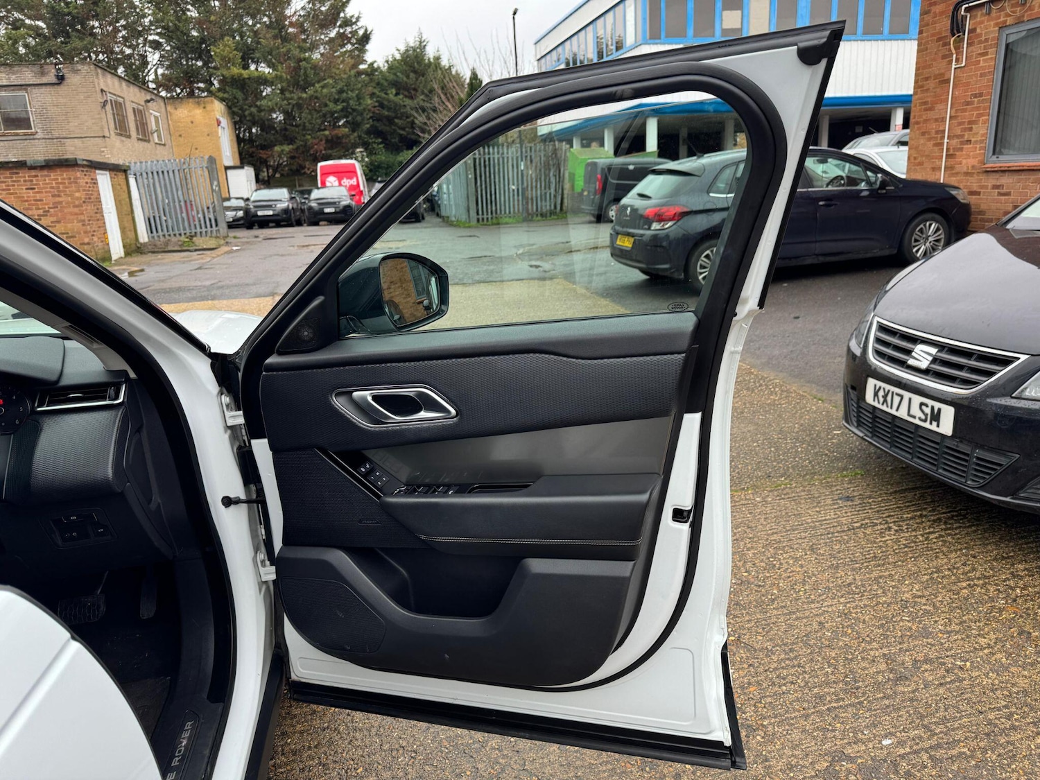 Used Land Rover Range Rover Velar 2019 for sale - 77611605: Photo 48