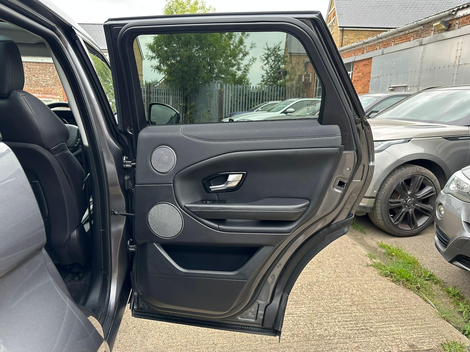 Vehicle 43