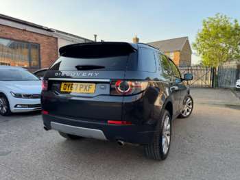 Used Land Rover Discovery Sport 2017 for sale - 75214529: Photo