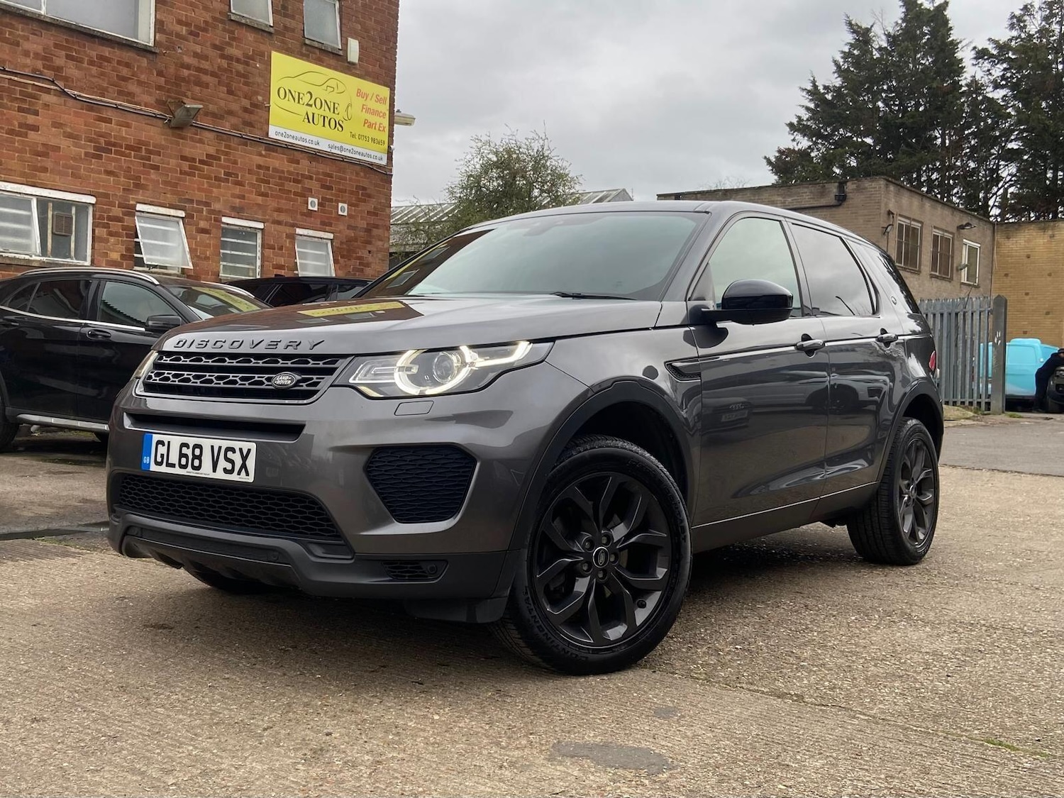 Used Land Rover Discovery Sport 2018 for sale - 77926200: Photo 2