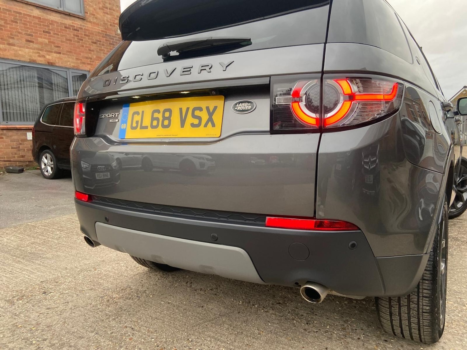 Used Land Rover Discovery Sport 2018 for sale - 77926200: Photo 31