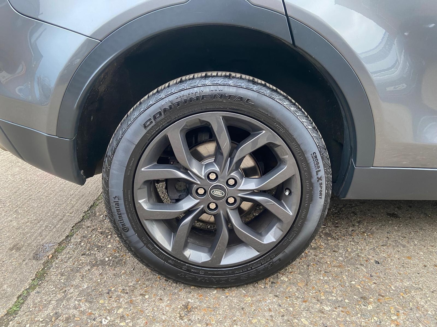 Used Land Rover Discovery Sport 2018 for sale - 77926200: Photo 40