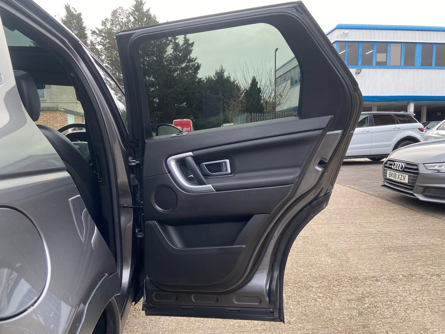 Used Land Rover Discovery Sport 2018 for sale - 77926200: Photo 46