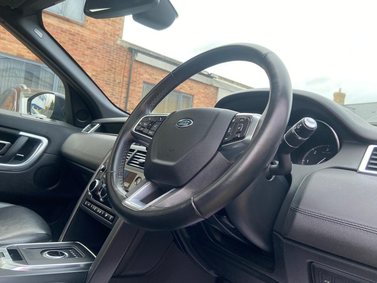 Used Land Rover Discovery Sport 2018 for sale - 77926200: Photo 50