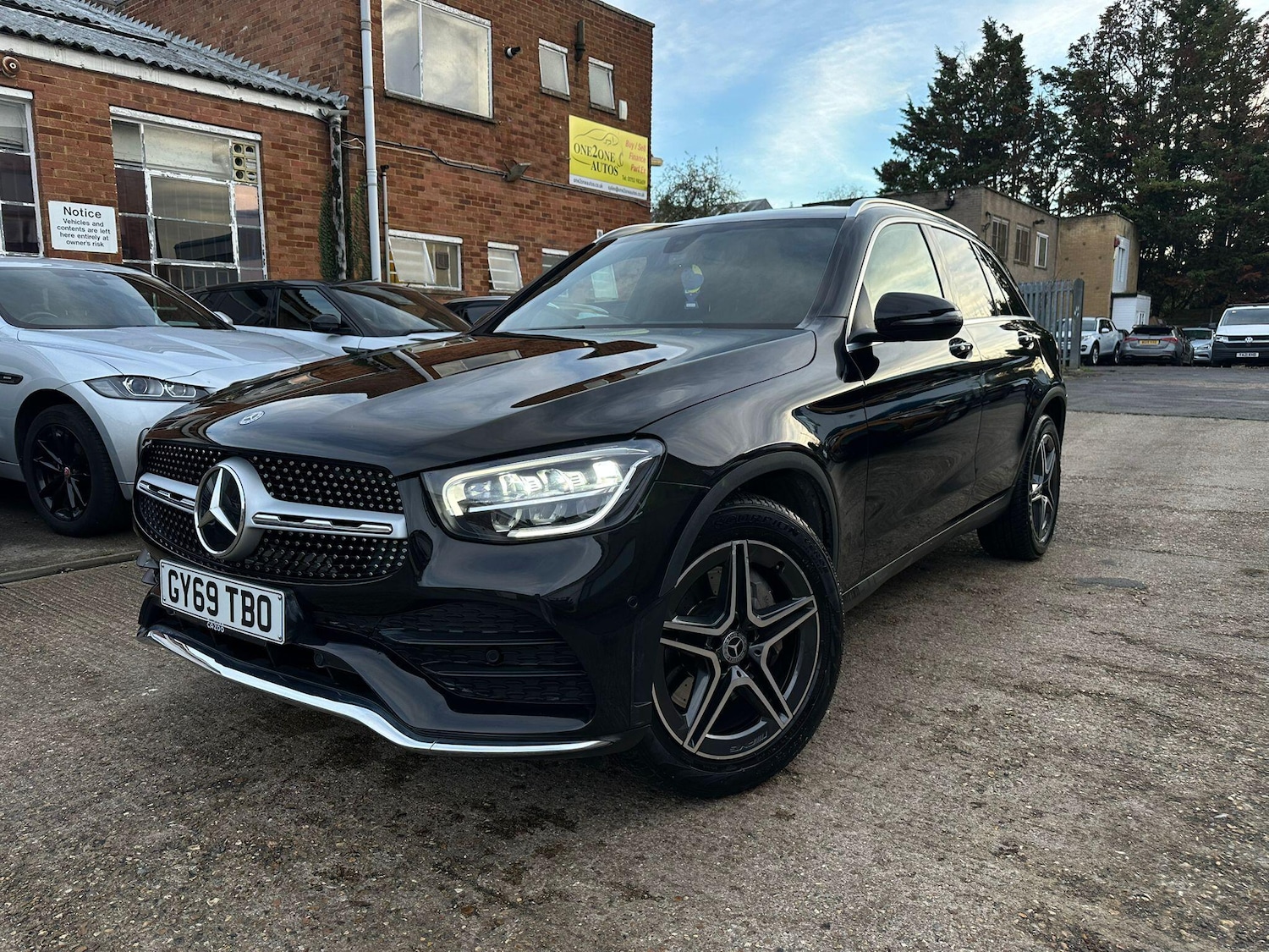 Used Mercedes-Benz GLC 2019 for sale - 76562411: Photo 1