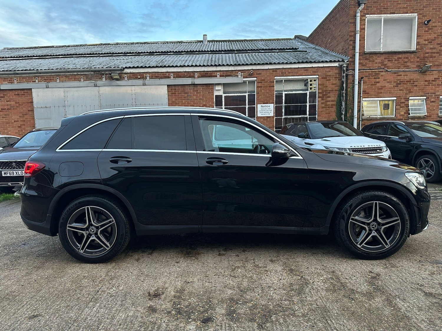 Used Mercedes-Benz GLC 2019 for sale - 76562411: Photo 11