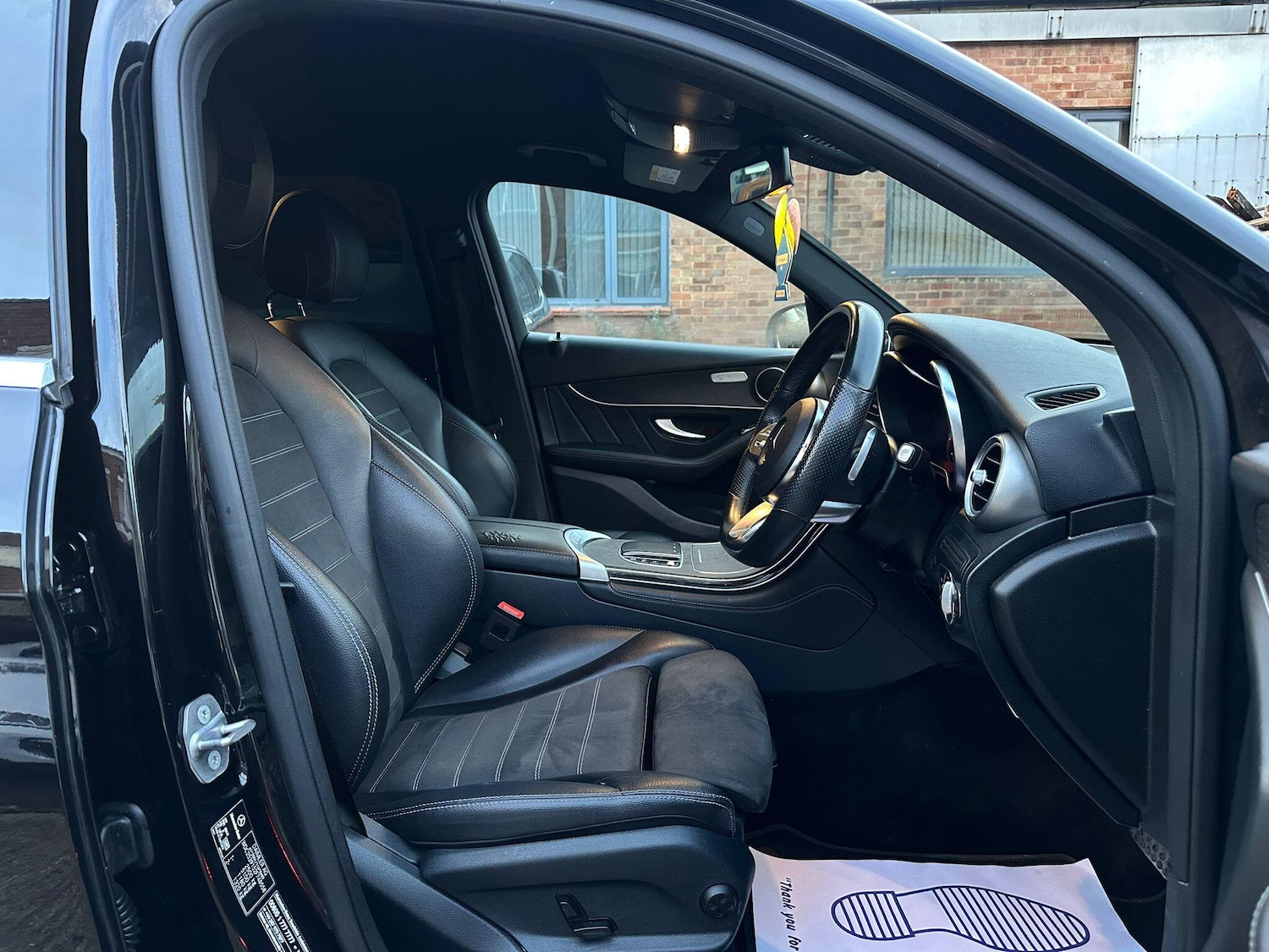 Used Mercedes-Benz GLC 2019 for sale - 76562411: Photo 17