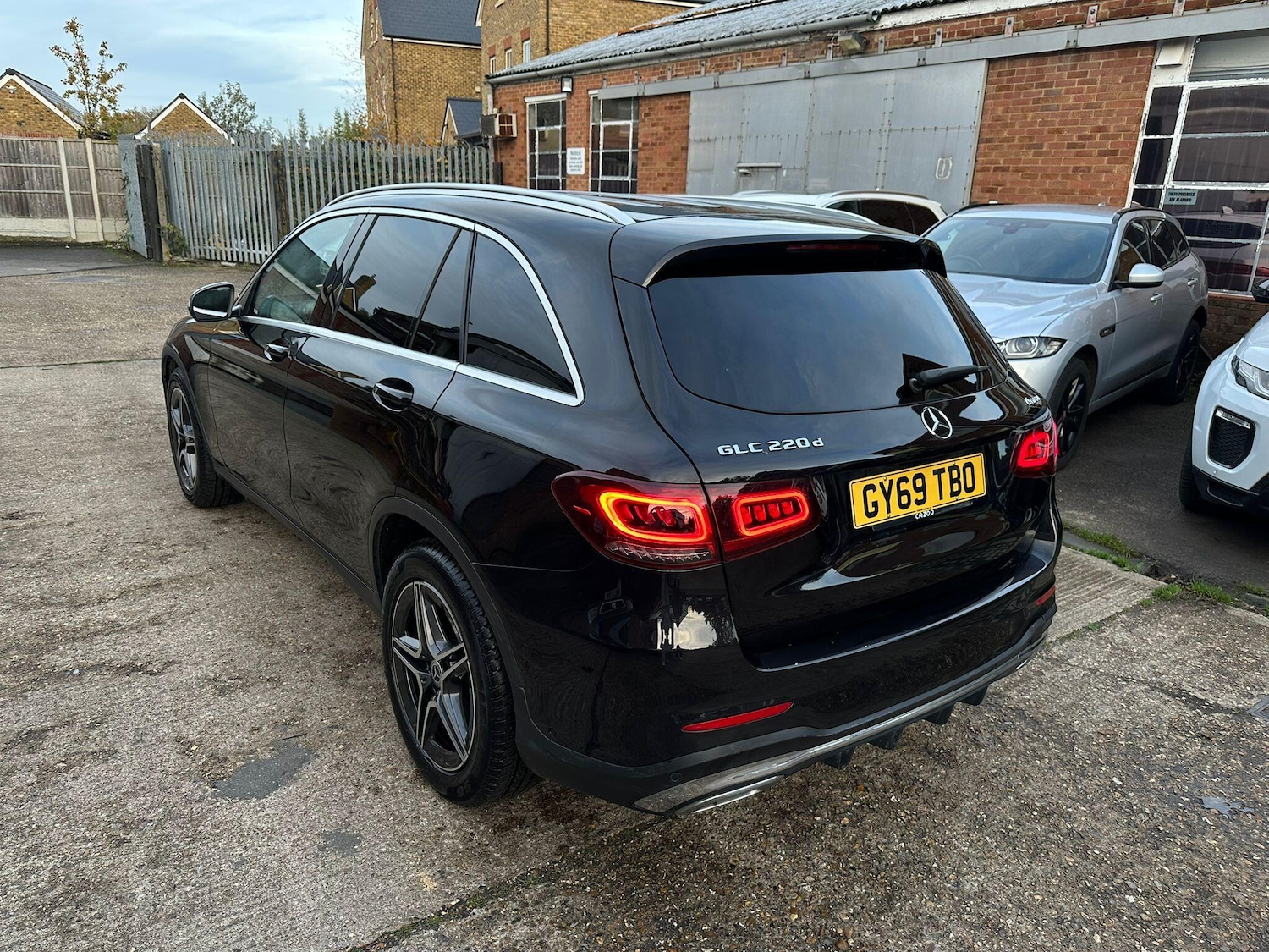 Used Mercedes-Benz GLC 2019 for sale - 76562411: Photo 24