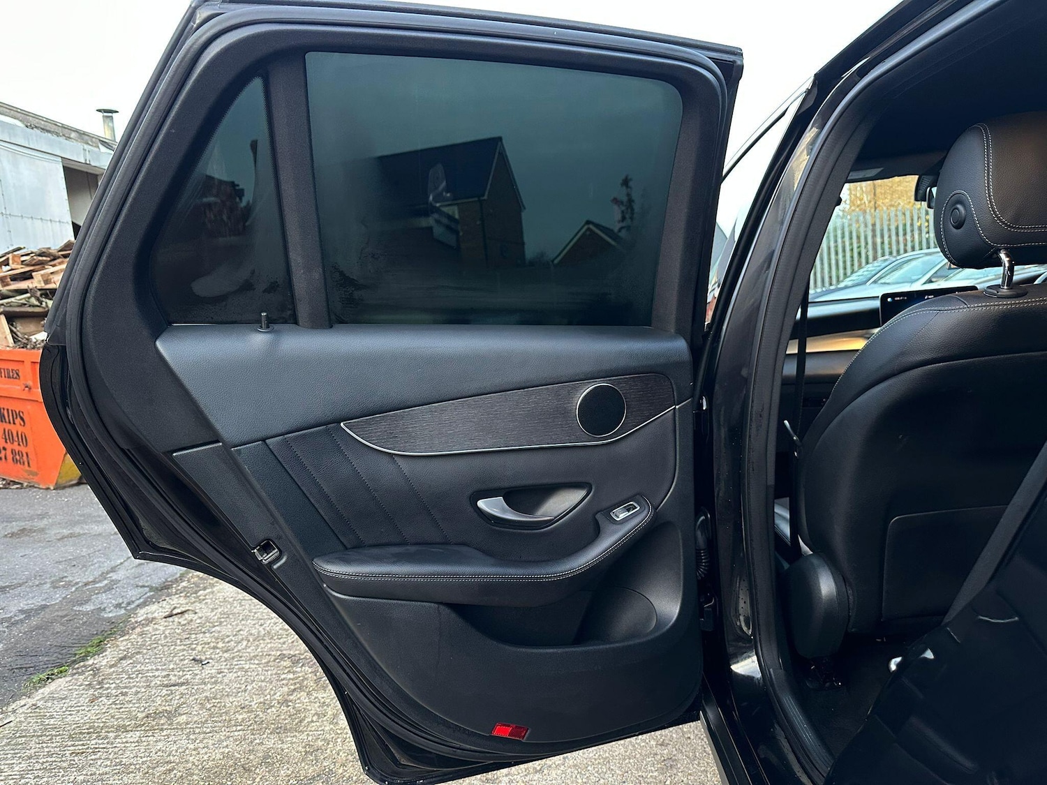 Used Mercedes-Benz GLC 2019 for sale - 76562411: Photo 39