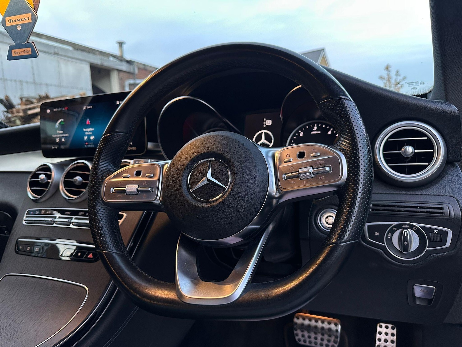 Used Mercedes-Benz GLC 2019 for sale - 76562411: Photo 52