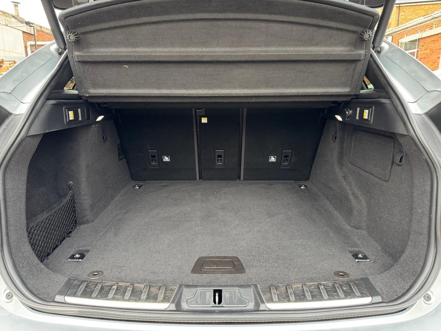 Used Jaguar F-Pace 2019 for sale - 76512760: Photo 13