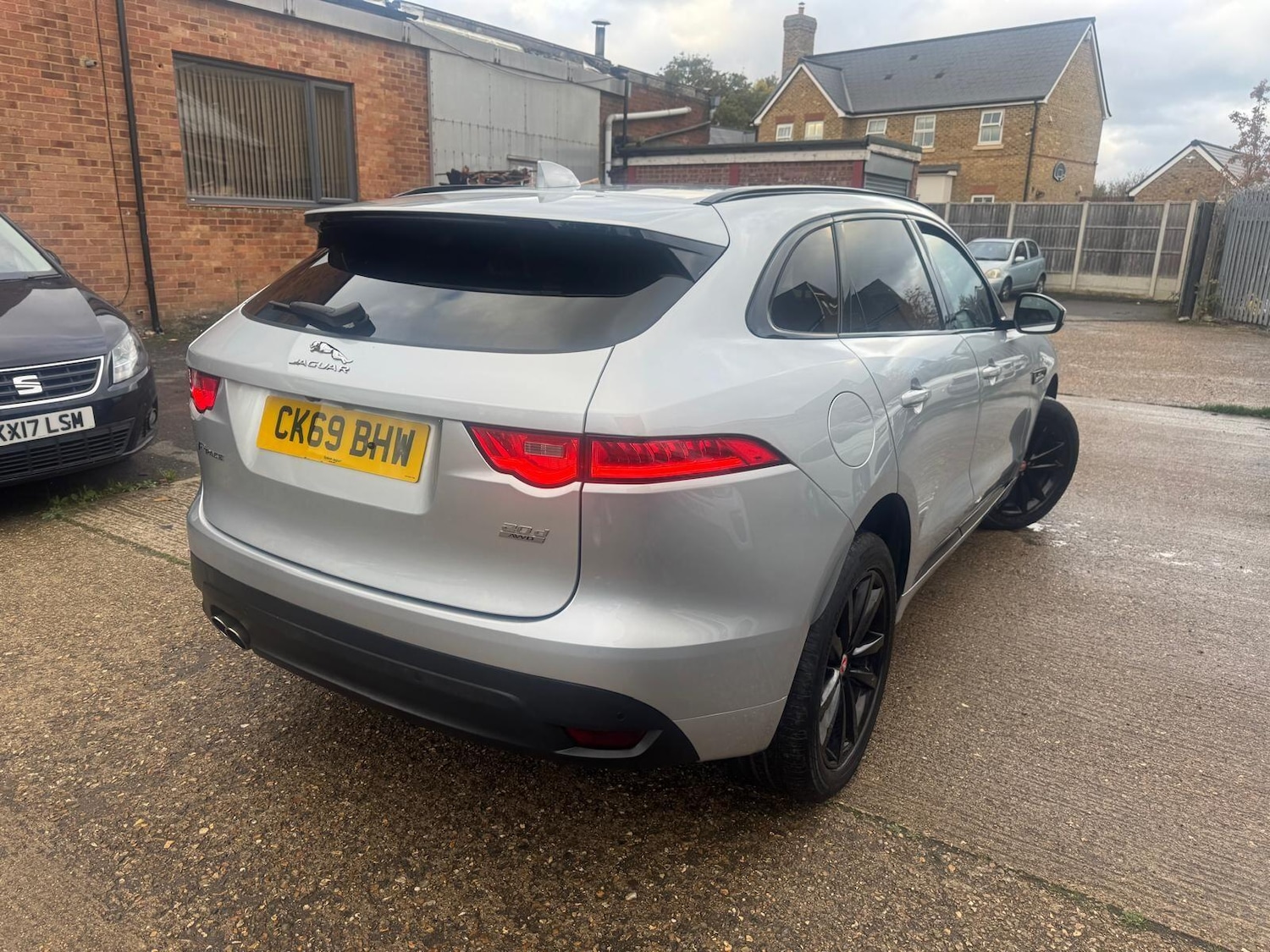 Used Jaguar F-Pace 2019 for sale - 76512760: Photo 3
