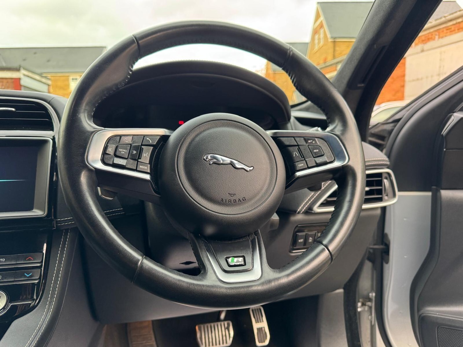 Used Jaguar F-Pace 2019 for sale - 76512760: Photo 56