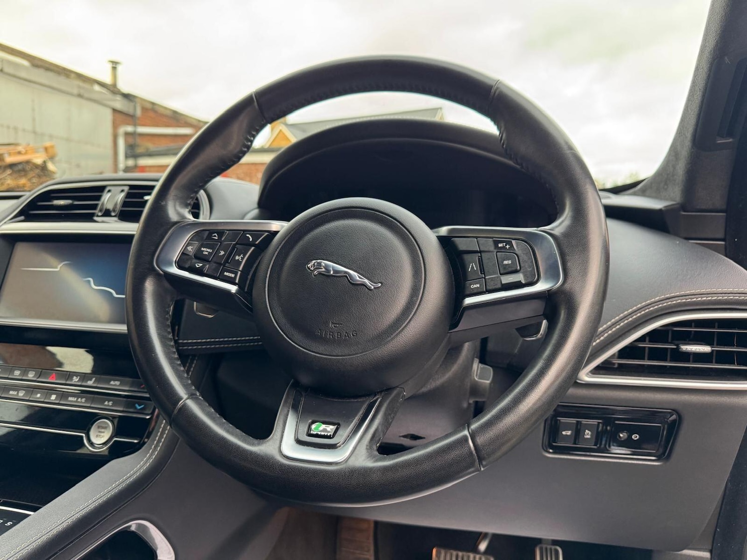 Used Jaguar F-Pace 2019 for sale - 76512760: Photo 57