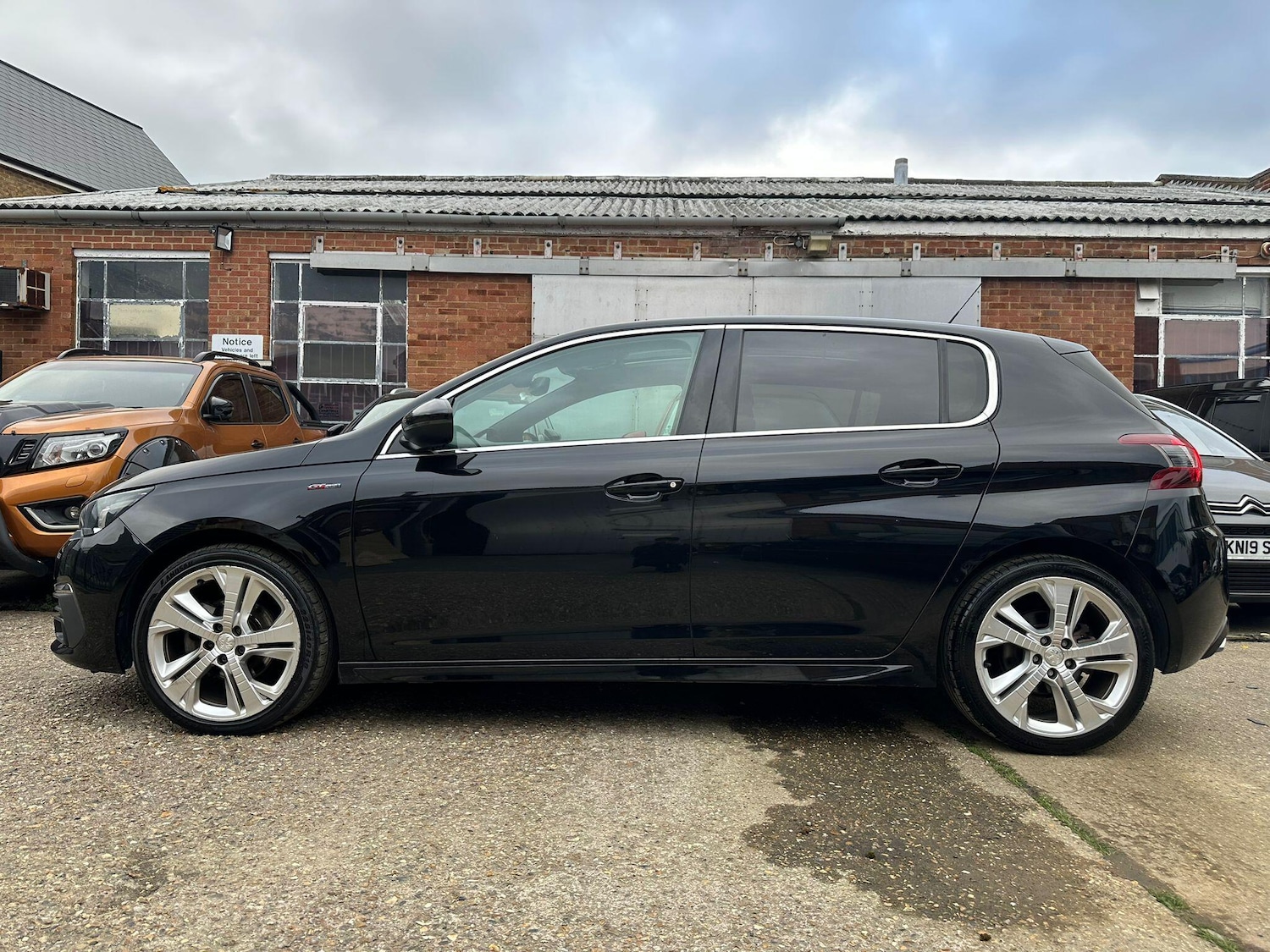 Used Peugeot 308 2018 for sale - 78019091: Photo 12