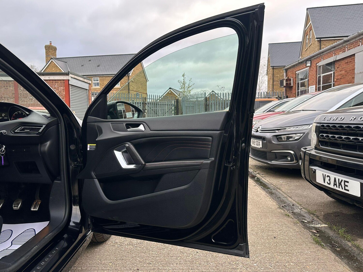 Used Peugeot 308 2018 for sale - 78019091: Photo 38