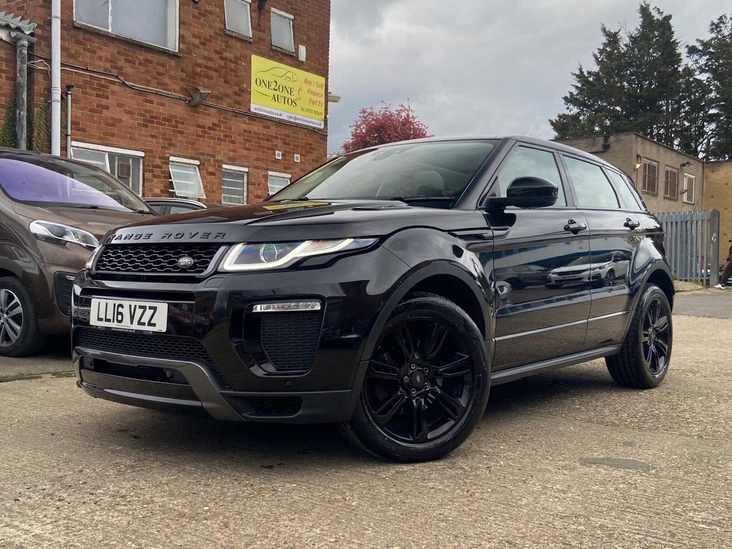 Used Land Rover Range Rover Evoque for sale - 78115622: Photo 2