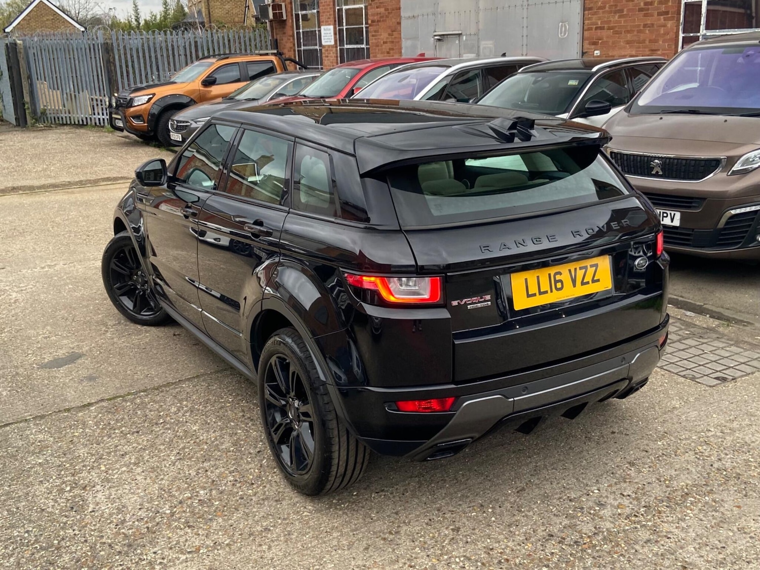 Used Land Rover Range Rover Evoque for sale - 78115622: Photo 4