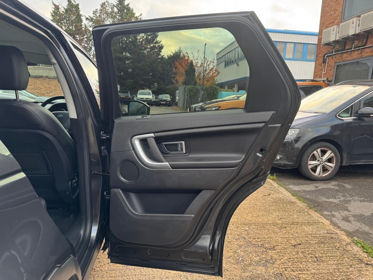 Used Land Rover Discovery Sport 2017 for sale - 77091289: Photo 45