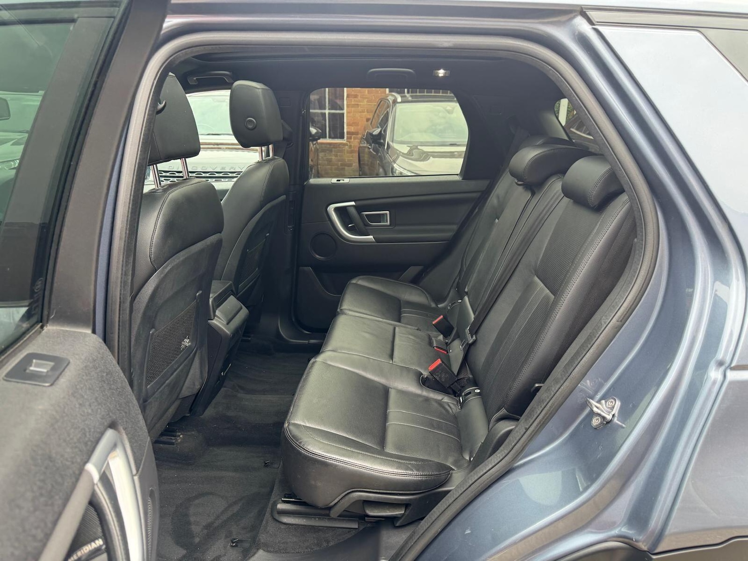 Used Land Rover Discovery Sport 2018 for sale - 76166401: Photo 15