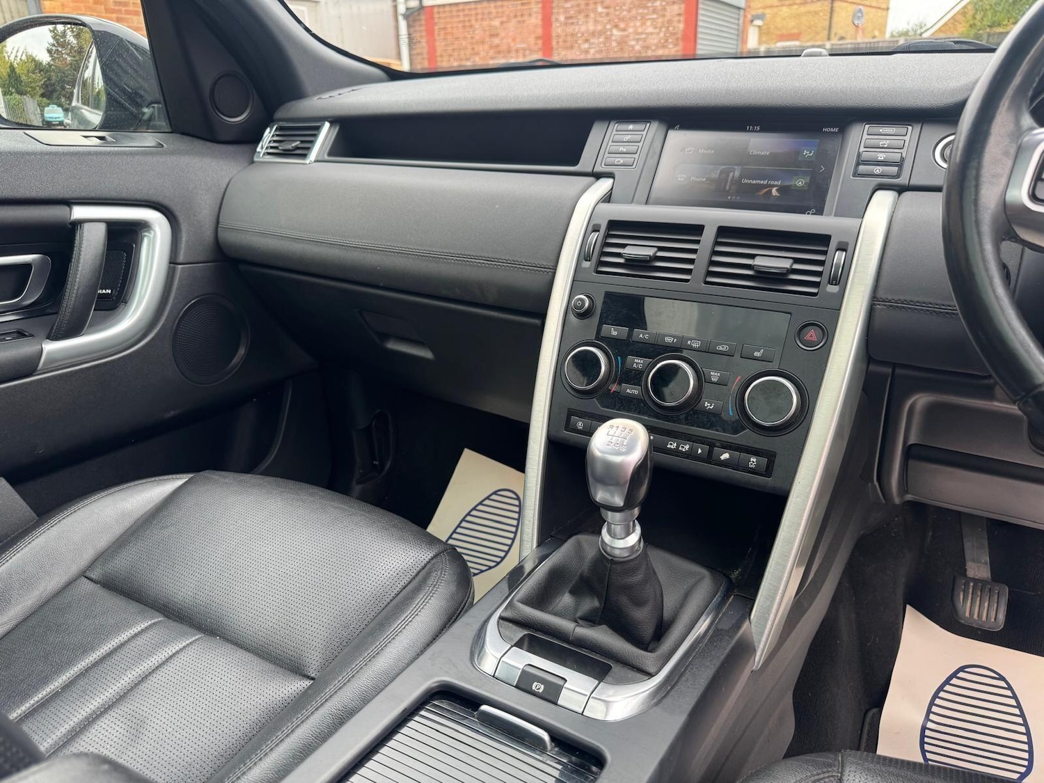 Used Land Rover Discovery Sport 2018 for sale - 76166401: Photo 45